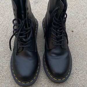 DOC MARTENS CLEMENCY WOMEN'S Boots